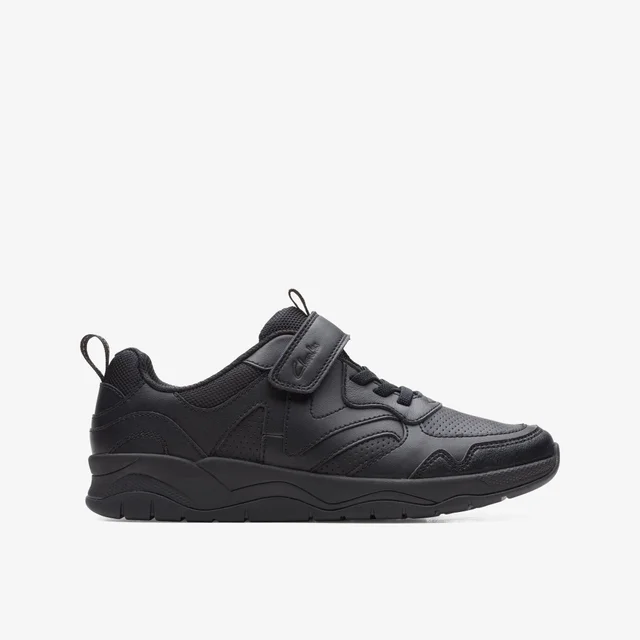 Clarks School Boys Black Clowder Sprint Older Leather Extra Wide