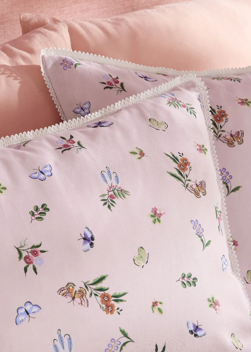 Cath Kidston Flutter Floral Reversible Cotton Duvet Cover Set Pink - Single Image 4