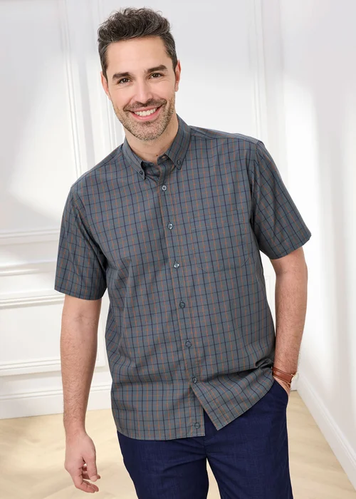 Cotton Traders Pewter Short Sleeve Easy-care Shirt - 5XL Image 2