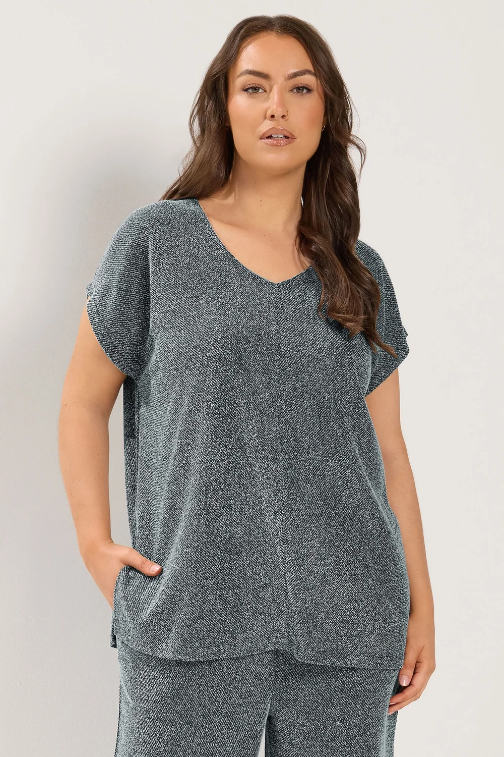 Yours Curve Grey V-Neck Top - 26-28 Image 2
