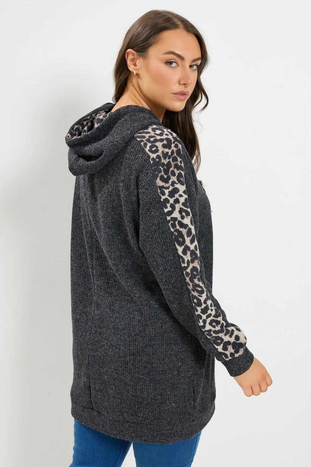 Yours Curve Grey Leopard Print Hoodie - 26-28 Image 3