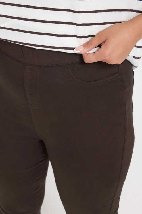 Yours Curve Chocolate Brown Pull On Grace Jeggings - 20 Image 4