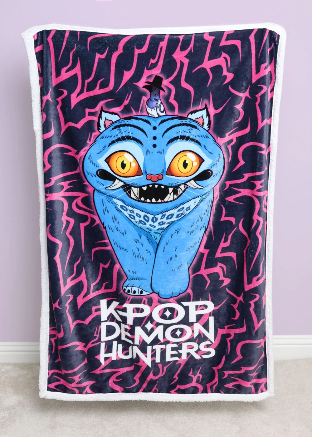 Kpop Demon Hunters Pink Sherpa Back Fleece Blanket - 100 x 150 Image 1