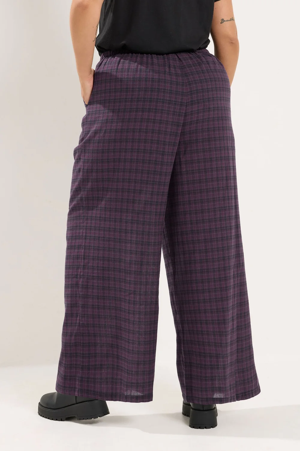 Yours Curve Burgundy Red Check Wide Leg Woven Trousers - 22-24/L30 Image 3