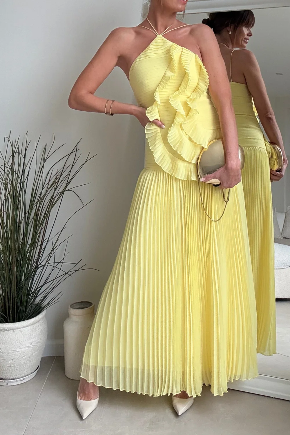 Style Cheat Yellow Pleated Halter Maxi Dress - 14 Image 4