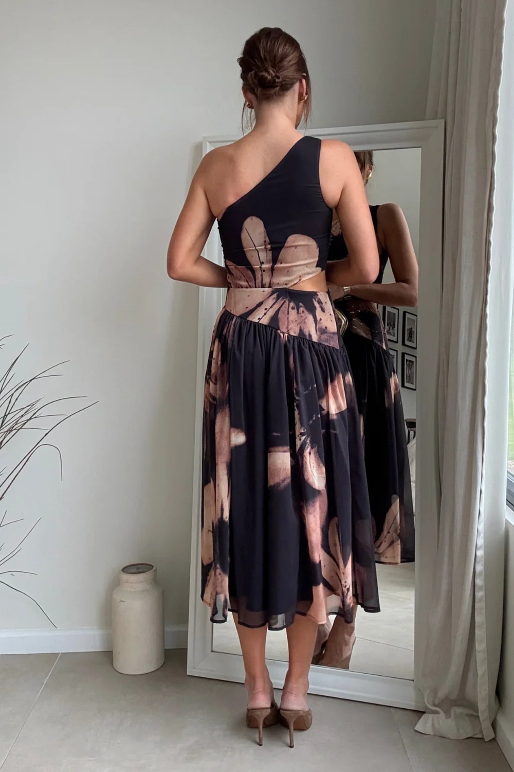 Style Cheat Jasmine One-Shoulder Midi Dress - 12 Image 4