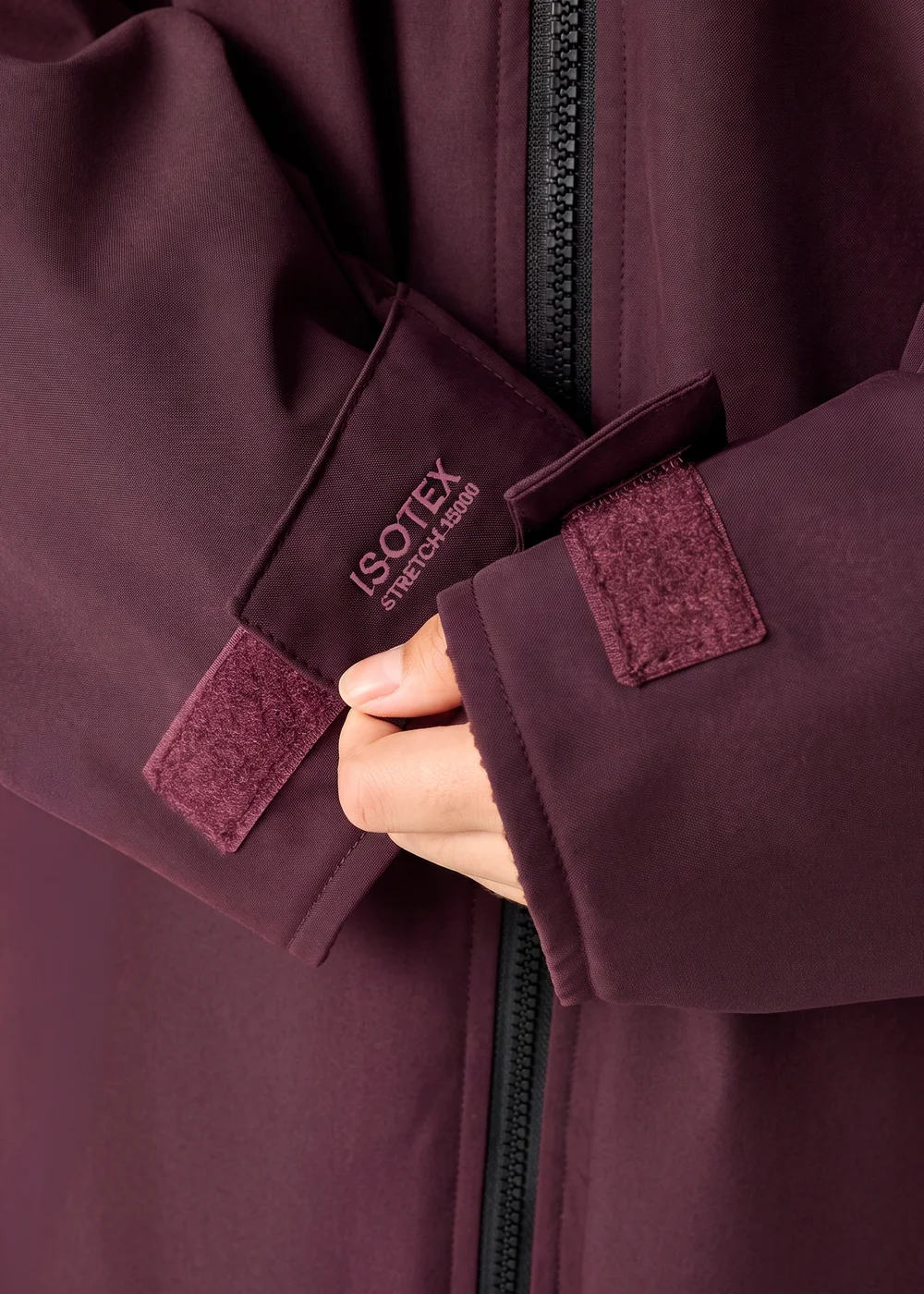 Regatta Aubergine Junior Waterproof Changing Robe (3-13 years) - 9-13 Yrs Image 4
