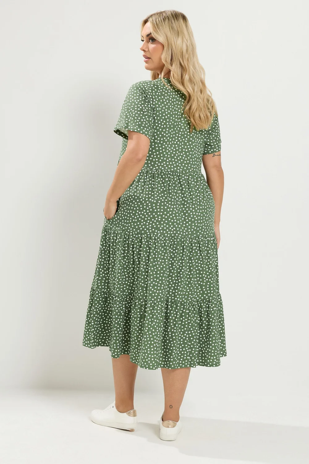 Yours Curve Sage Green Polka Dot Tiered Dress - 18 Image 3