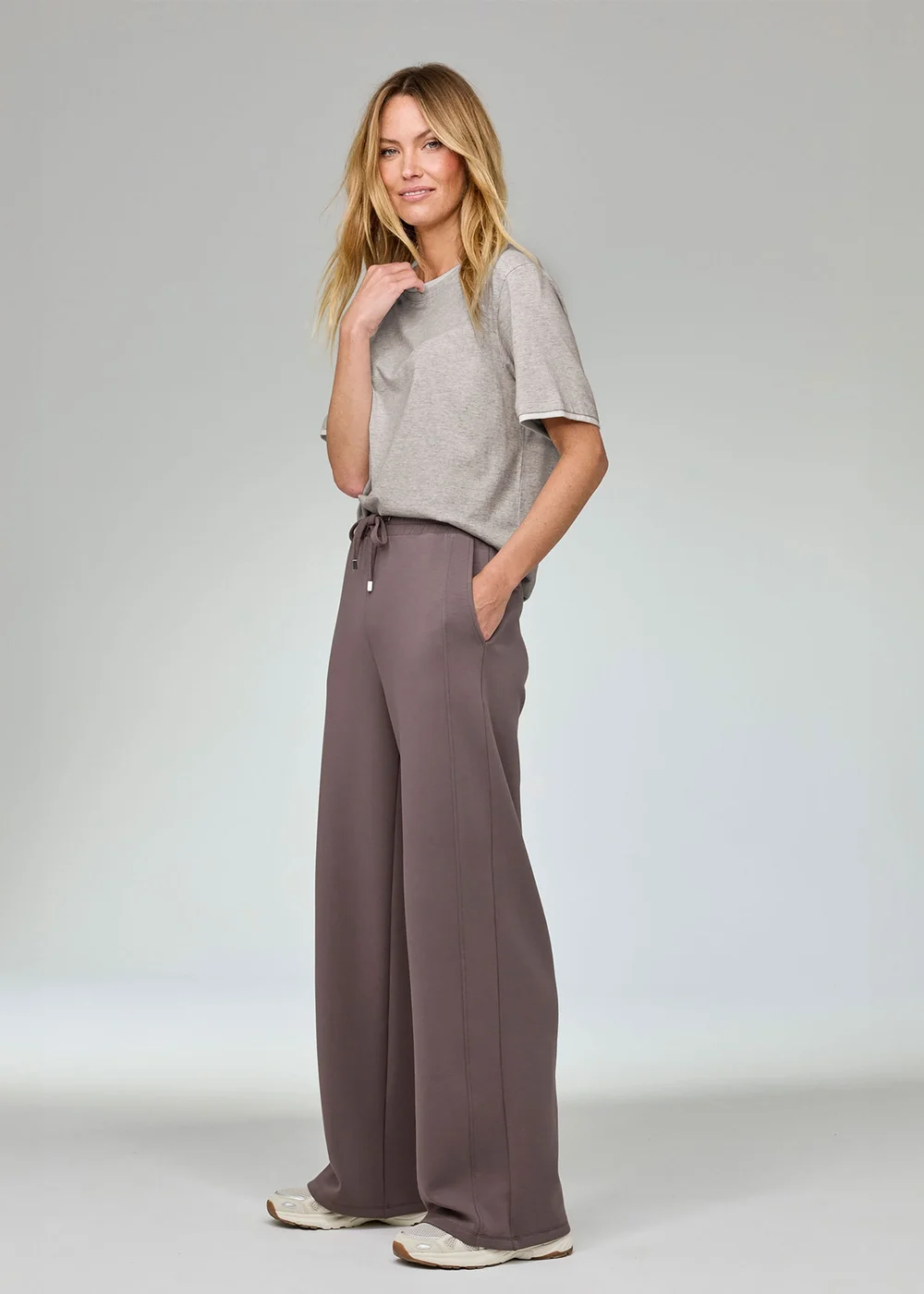 CT Active Dusty Mink Wide Leg Jersey Joggers - 8/L29 Image 1
