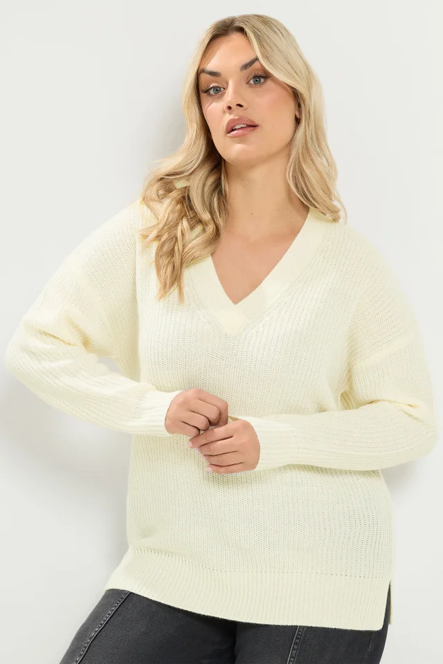 Yours Curve Ivory White V-Neck Knitted Jumper
