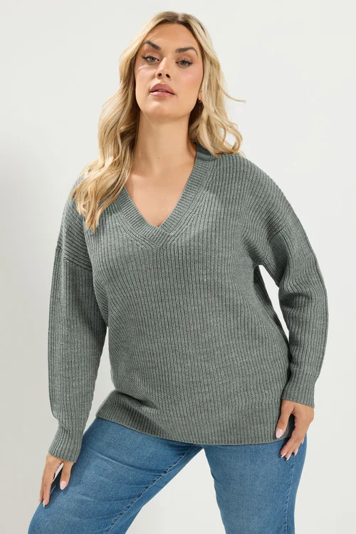 Yours Plus Size Grey V-Neck Knitted Jumper - 26-28 Image 1