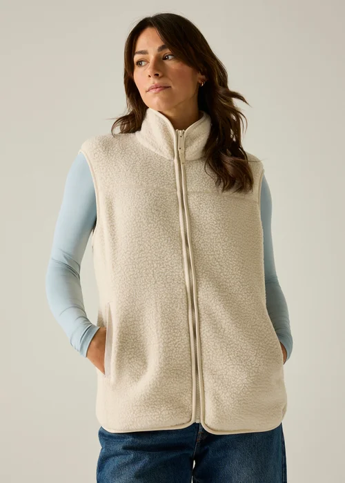 Regatta Cream Frankie Borg Cosy Bodywarmer - 18 Image 3