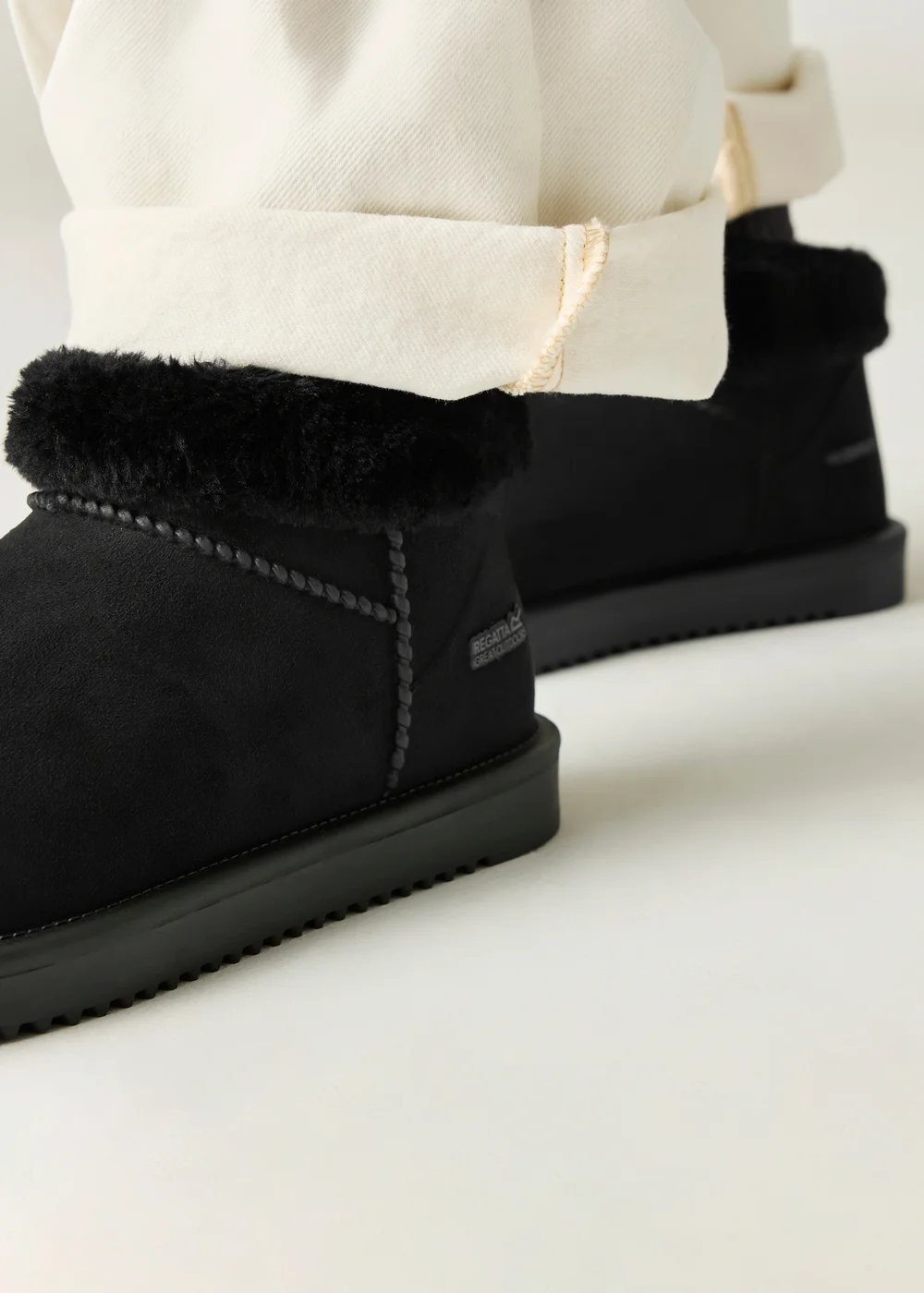 Regatta Black Risley Short Borg Waterproof Boots - 6 Image 3
