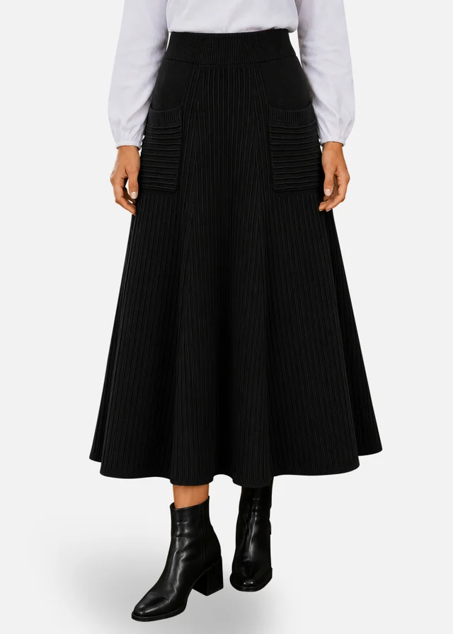 Yumi Black Knitted Midi Skirt With Pockets