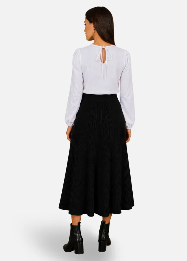 Yumi Black Knitted Midi Skirt With Pockets