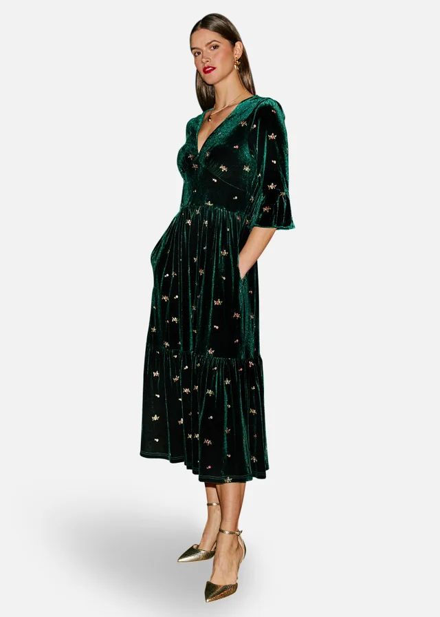 Yumi Green Velvet Embroidered Midi Dress