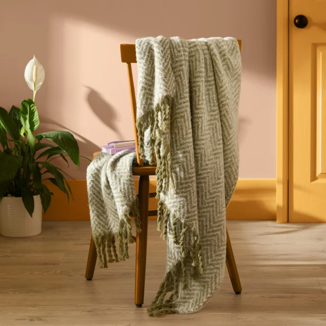 Furn Tweedie 130x180 Brushed Herringbone Throw Green