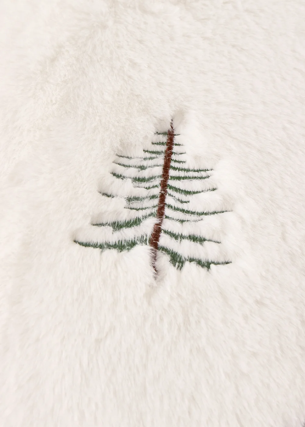 Furn Winter Pines 130x180 Fleece Throw Ecru - 130 x 180cm Image 3