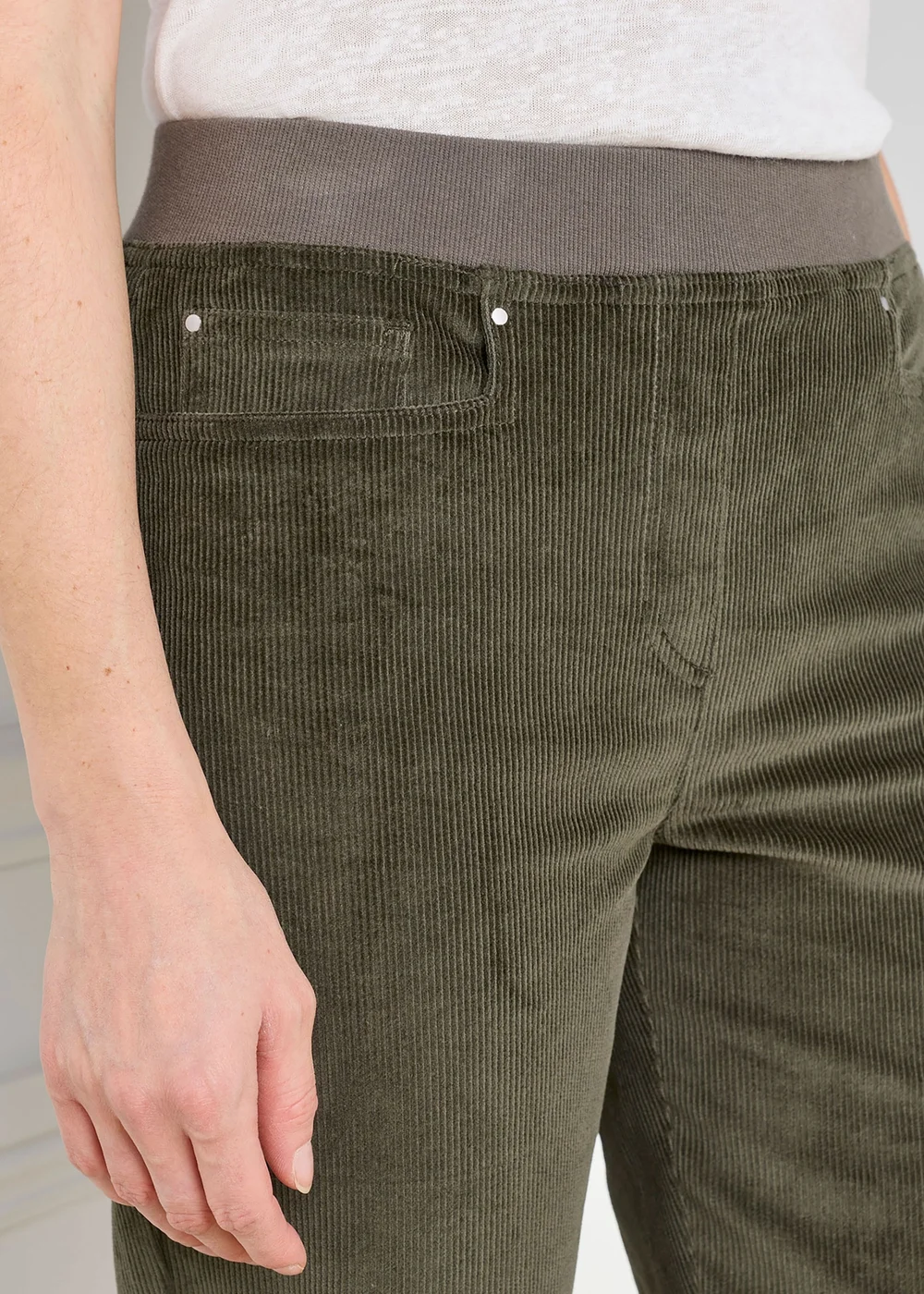 Cotton Traders Deep Khaki Premium Pull On Cord Trousers - 10/L27 Image 4