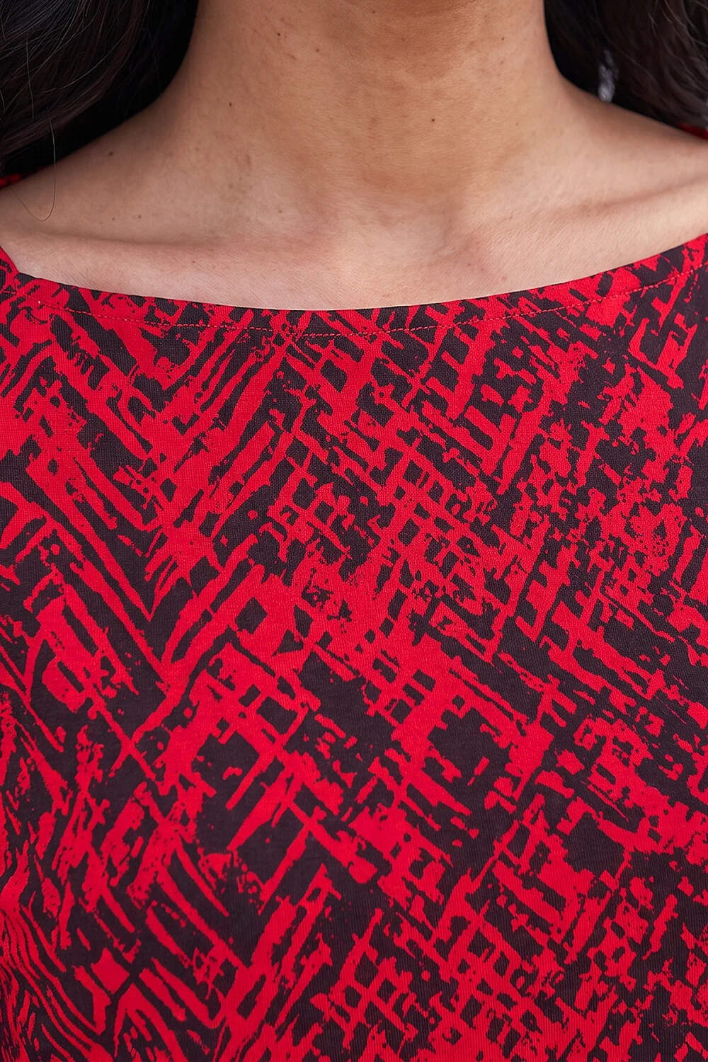 Roman Red Abstract Print Banded Hem Top - 20 Image 4
