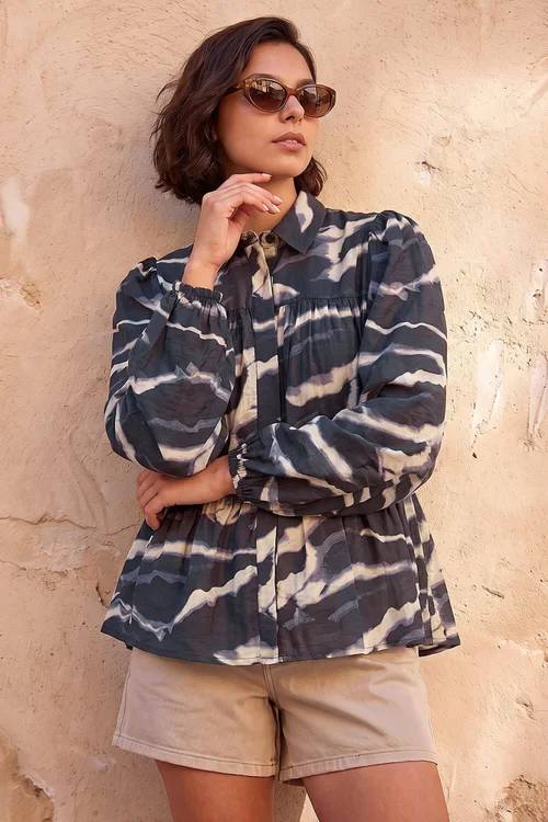Roman Grey Abstract Print Tiered Shirt - 16 Image 1