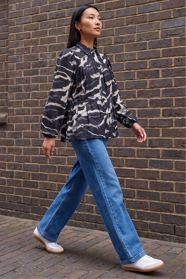 Roman Grey Abstract Print Tiered Shirt