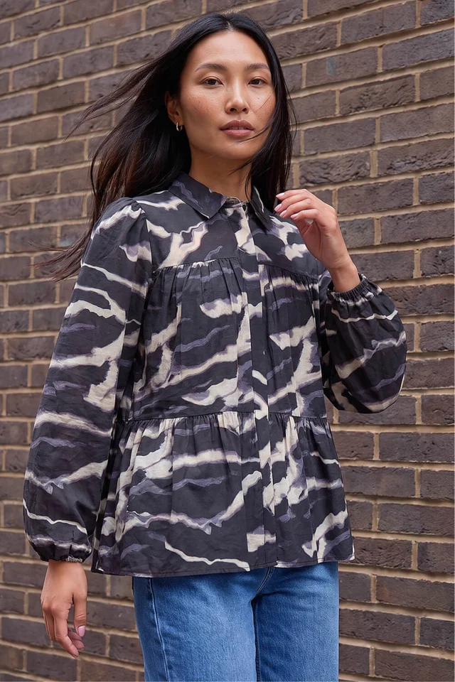 Roman Grey Abstract Print Tiered Shirt
