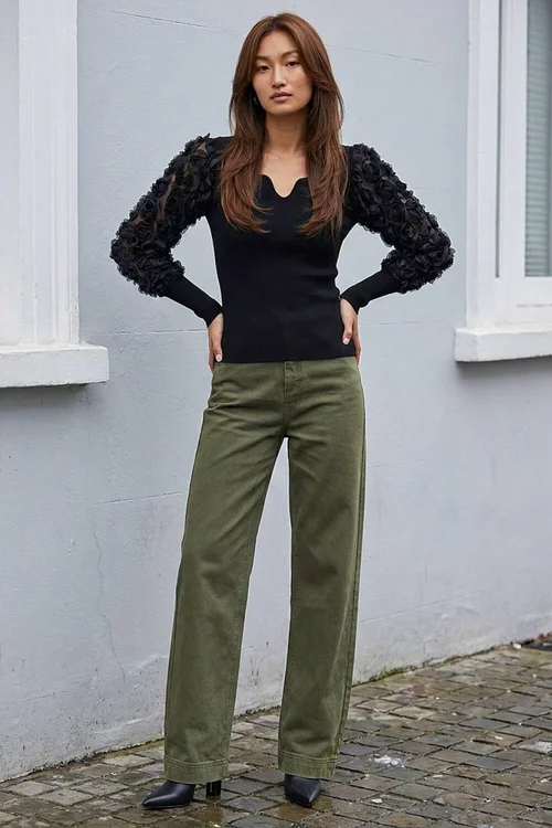 Roman Black Lace Sleeve V-Neck Knit Top - 10 Image 3