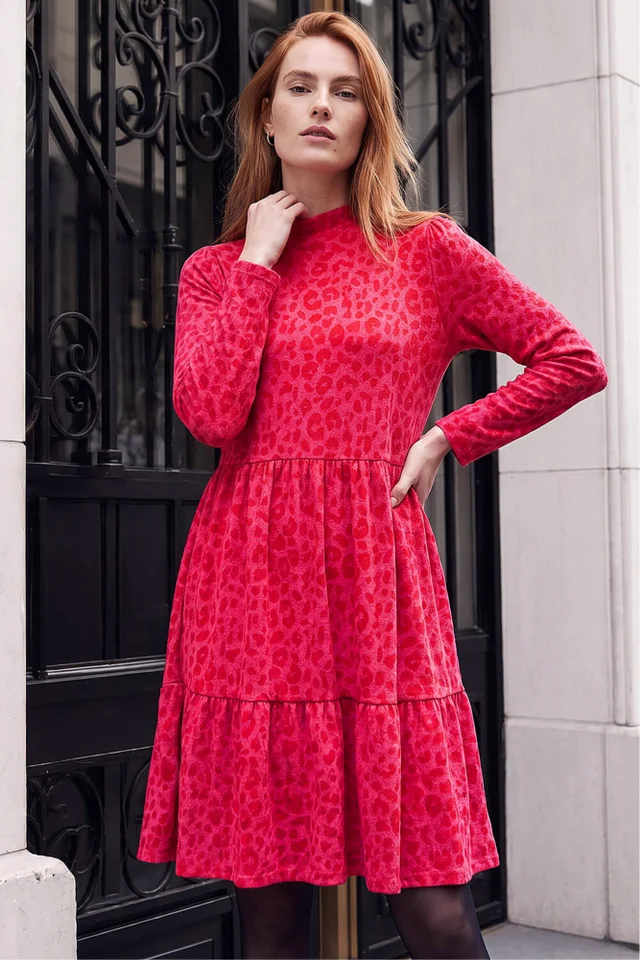 Roman Red Jacquard Leopard Print Tiered Dress