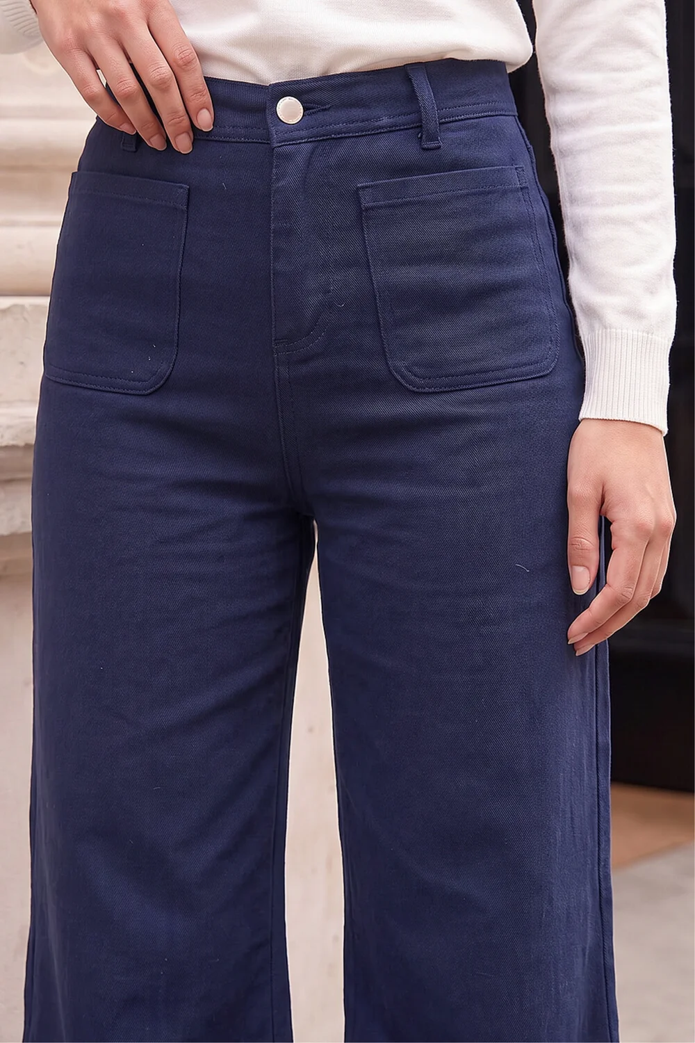 Roman Navy Petite Front Pocket Jean - 10 Image 4