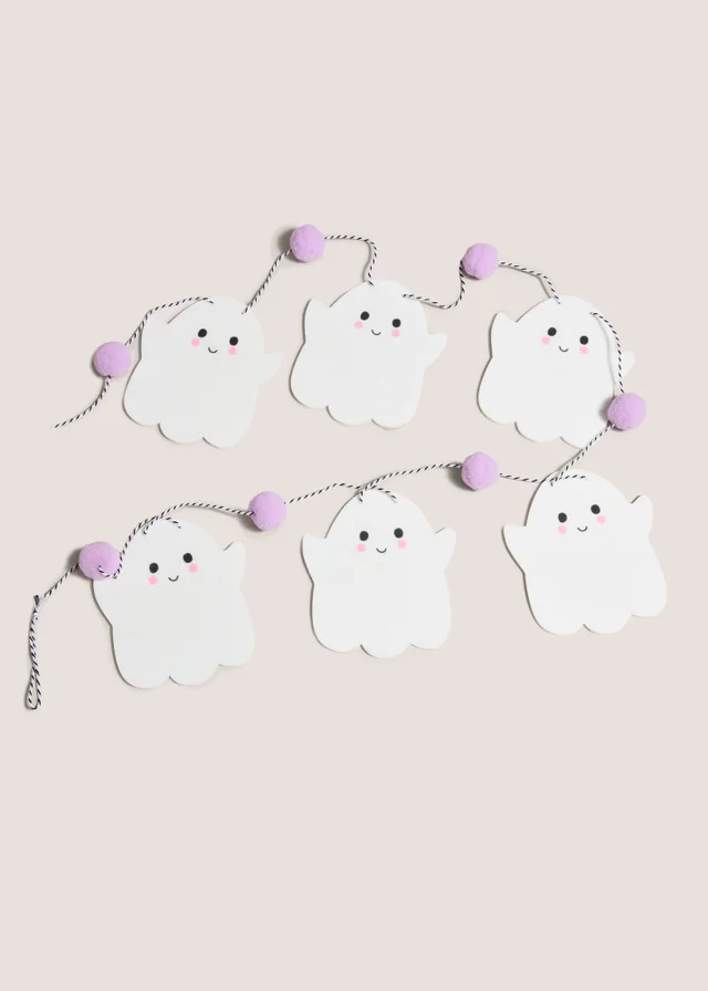 White Pom Pom Ghost Bunting