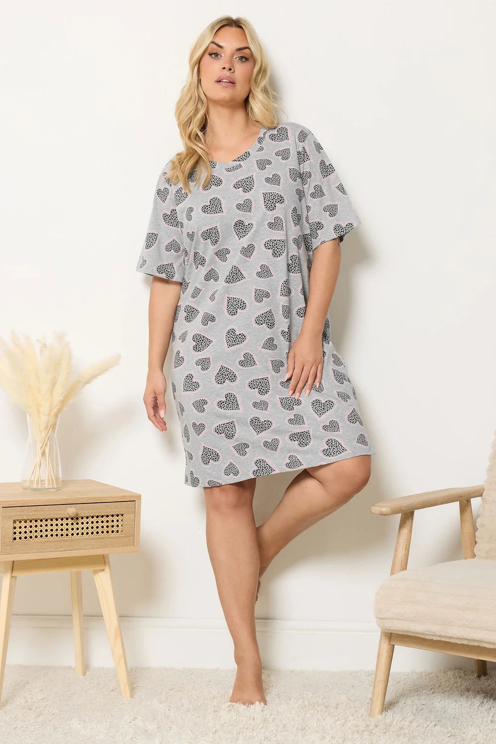 Yours Curve Grey Cluster Heart Print Nightdress - 30-32 Image 2
