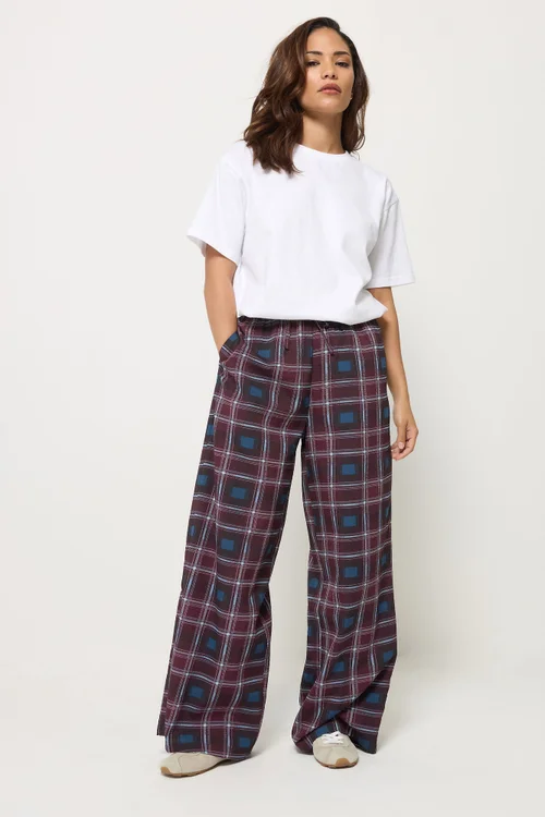PixieGirl Petite Burgundy Red Check Print Wide Leg Trousers - 12/L27 Image 1