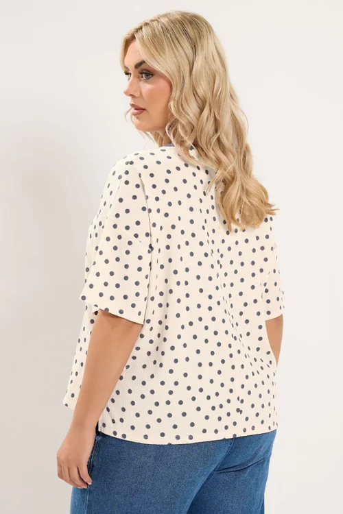 Yours Curve Ivory White Polka Dot Textured Top - 34-36 Image 3
