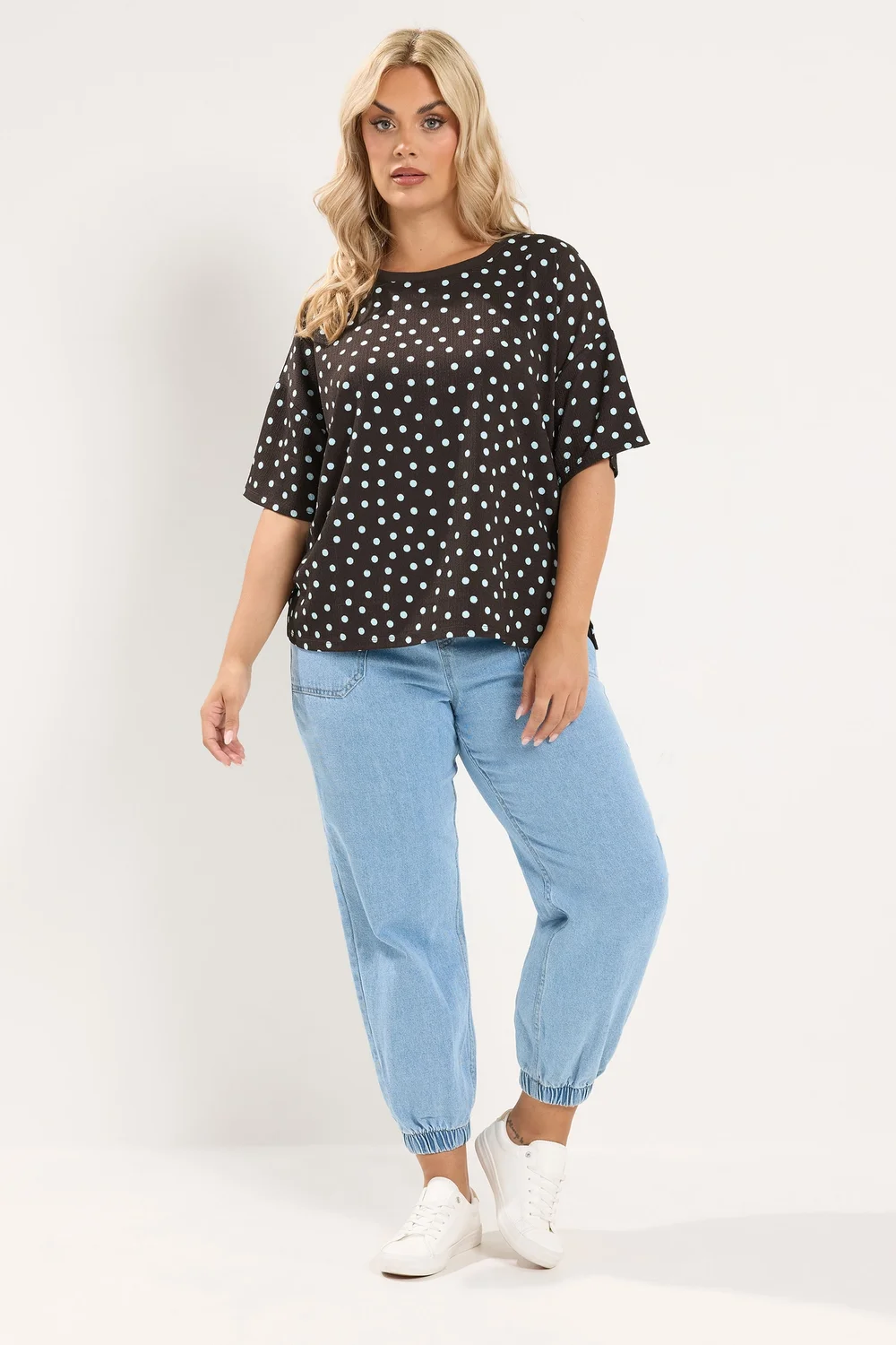 Yours Curve Chocolate Brown Polka Dot Textured Top - 16 Image 2