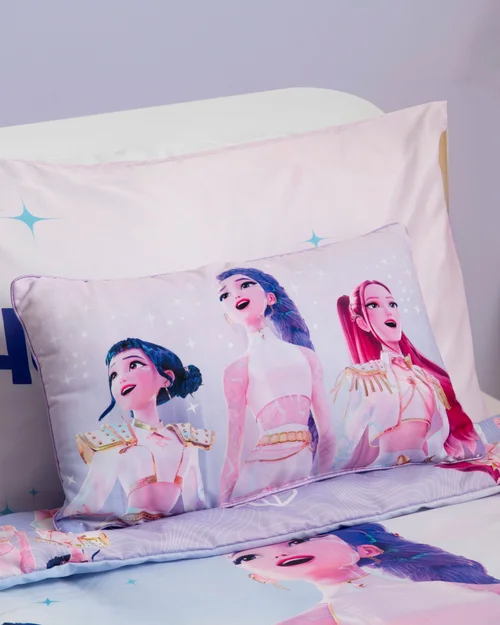 K-Pop Demon Hunters Celestial Rectangular Cushion - 30 x 50cm Image 1