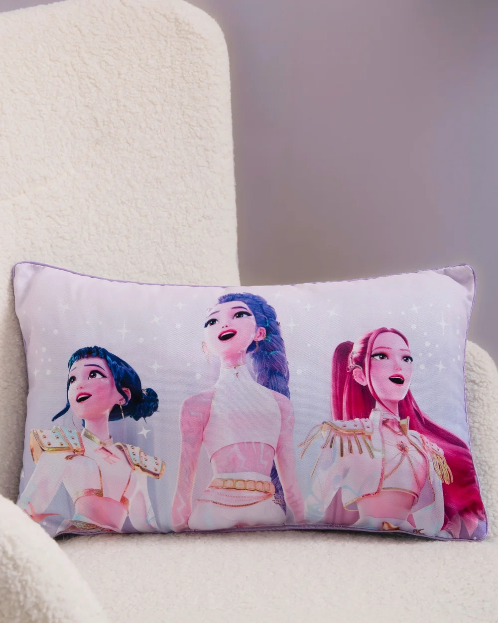K-Pop Demon Hunters Celestial Rectangular Cushion - 30 x 50cm Image 3