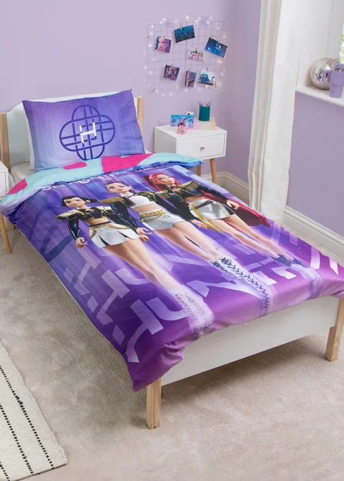 K-Pop Demon Hunters Ready Single Duvet Cover - Single Image 1
