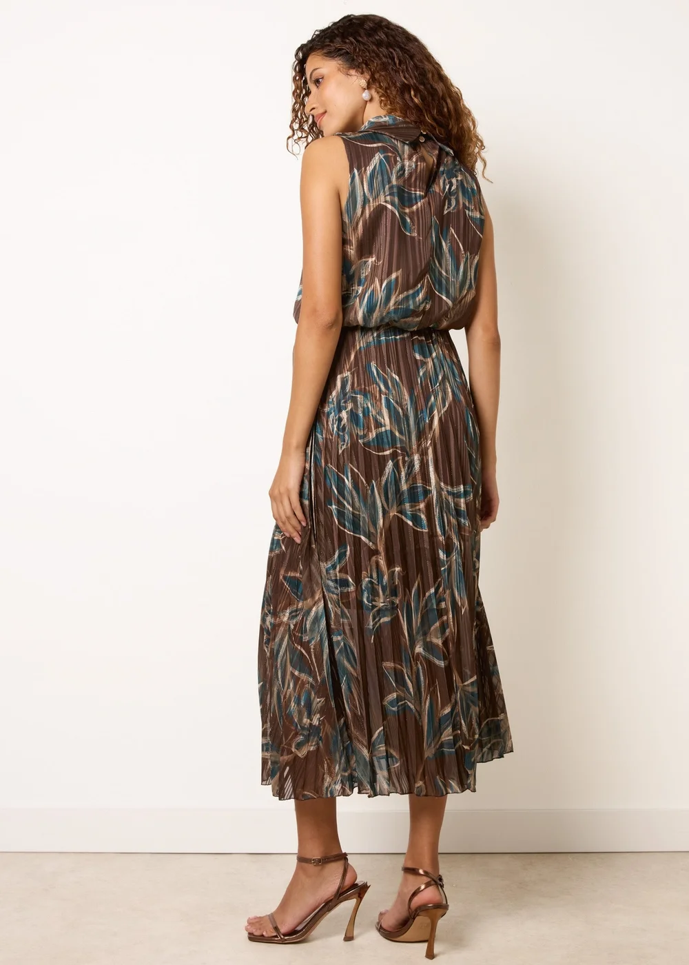 Blue Vanilla Brown Sleeveless Cowl Neck Dress with Metallic - M Image 4