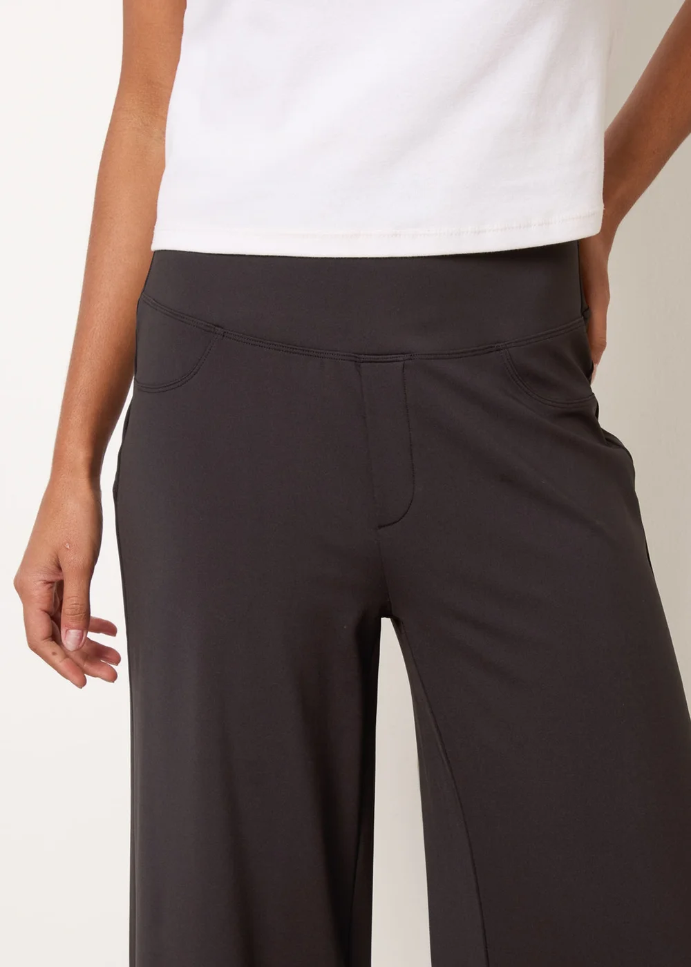 Blue Vanilla Black Wide Leg Soft Touch Trousers With Stretch - L Image 3