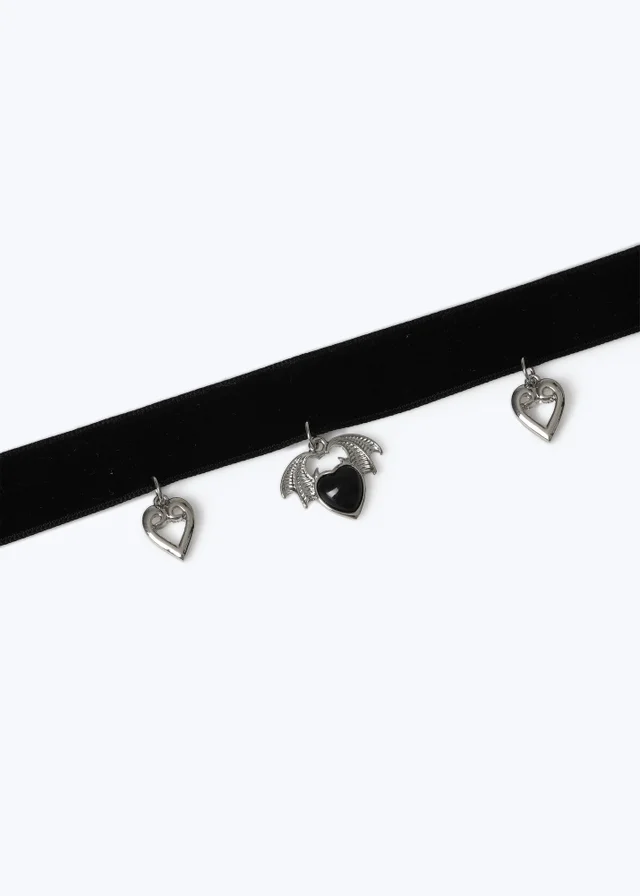 Flitzy Black Heart Halloween Chocker