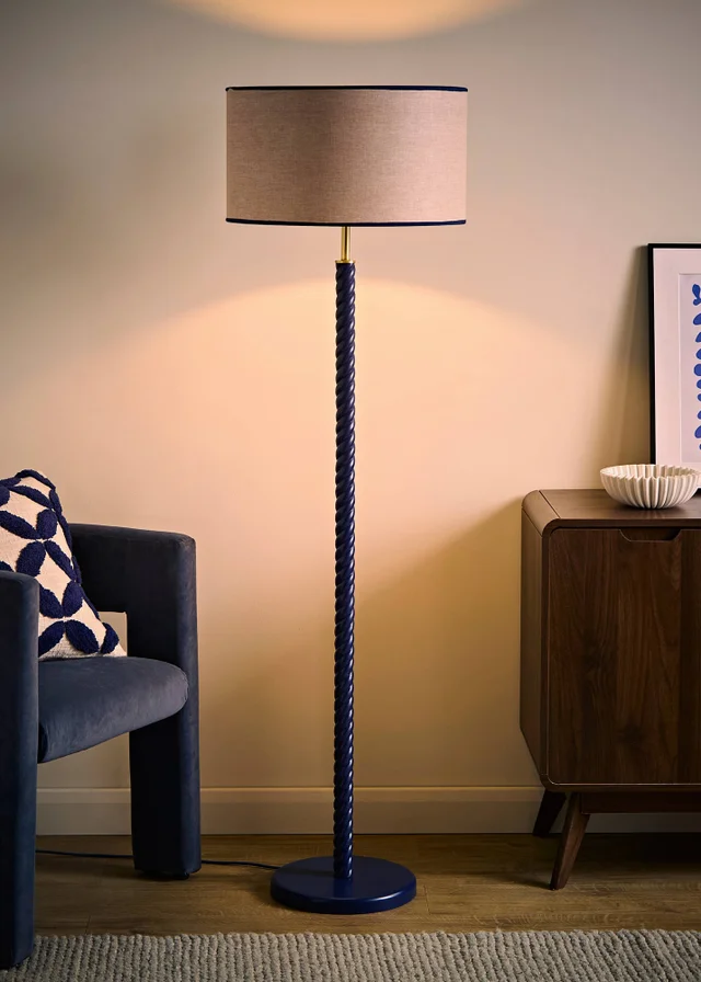 ValueLights Amara Navy Twist Floor Lamp with Colour Match Inner Shade and Warm White Bulb