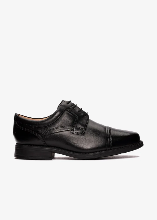 Clarks Mens Black Hail Cap Leather Standard