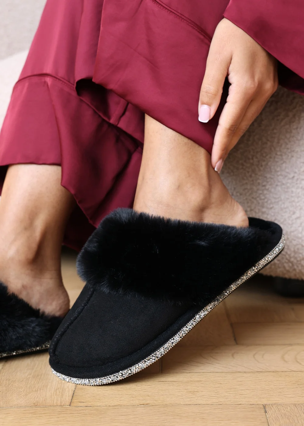 Where's That From Dovina Black Diamante Trim Detail Faux Fur Trim Mule Slippers - 5 Image 5