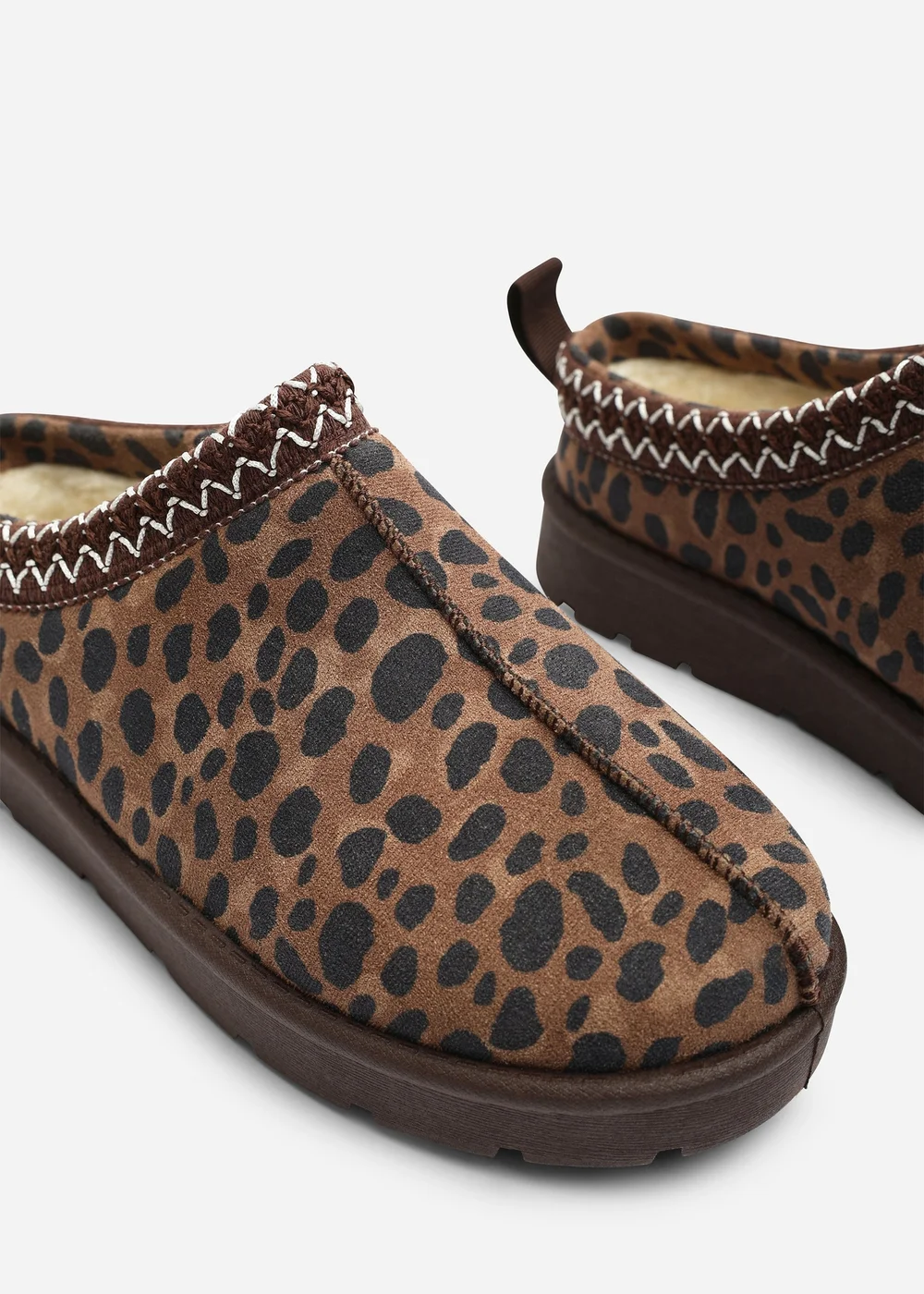 Where's That From Oak Cosy Brown Leopard Fur Lining Slipper - 7 Image 4