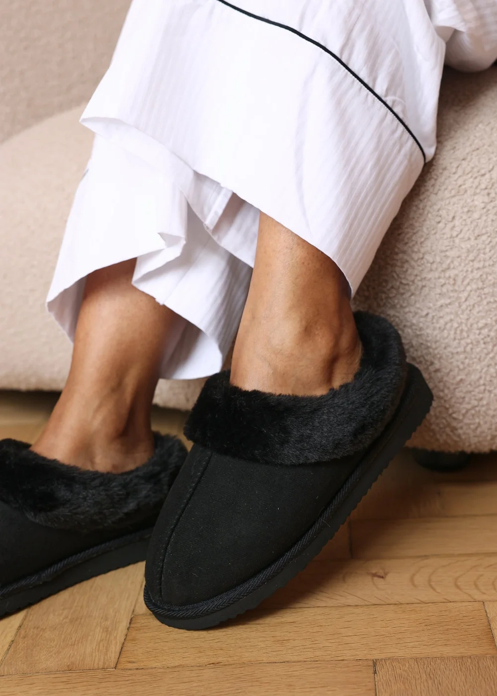 Where's That From Inaya Black Mule Slippers With Faux Fur Collar Trim - 6 Image 5