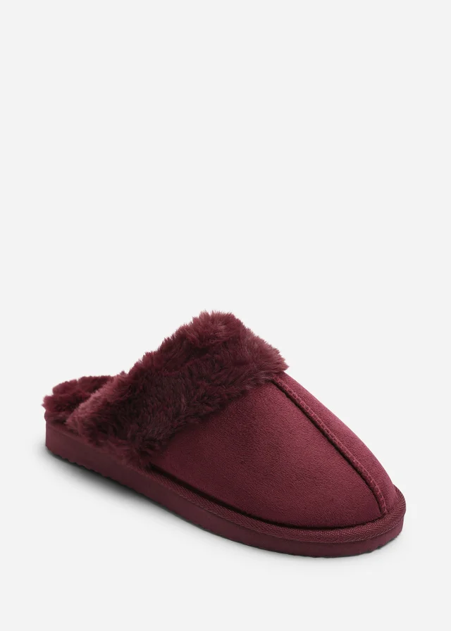 Where's That From Comfort Burgundy Faux Fur Trim Mule Slipper