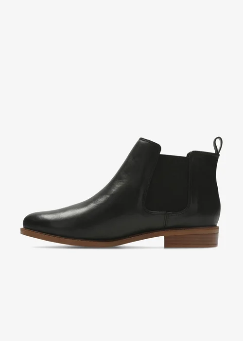 Clarks Womens Black Taylor Shine Leather Standard - 3.5 Image 2