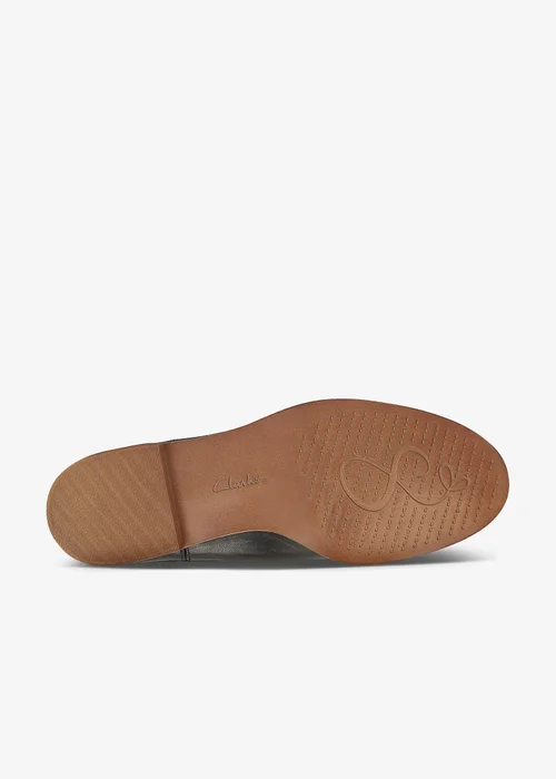 Clarks Womens Black Taylor Shine Leather Standard - 3.5 Image 3