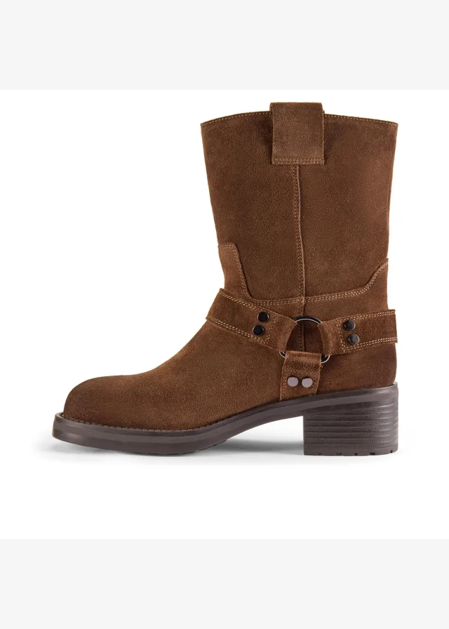 Clarks Womens Brown Chai Bliss Suede Standard